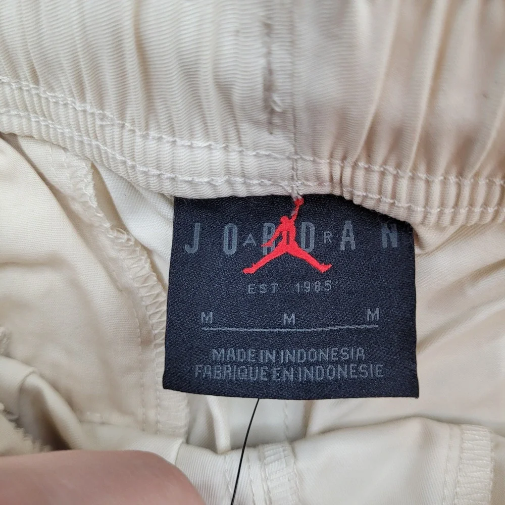 Jordan Essentials‎ Utility Pants Mens Medium Beige Sand FN4539-203 Cargo Pants